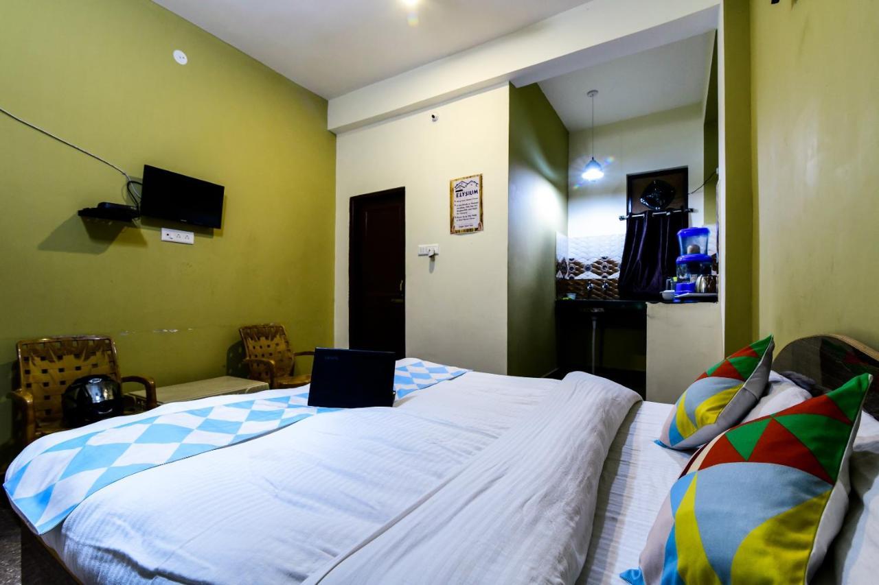 Oyo Home 13409 Cozy Stay Dharamszala Kültér fotó