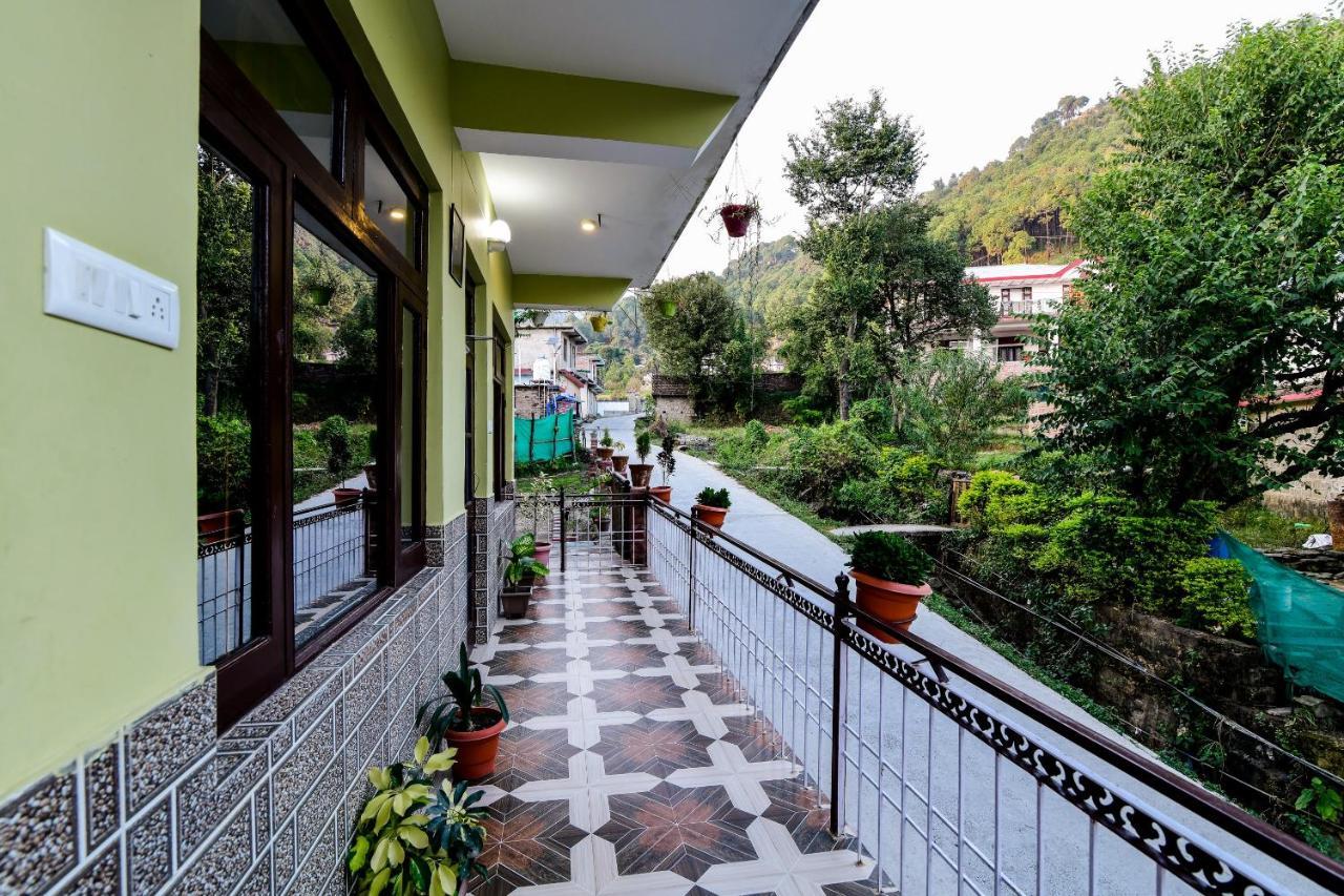 Oyo Home 13409 Cozy Stay Dharamszala Kültér fotó